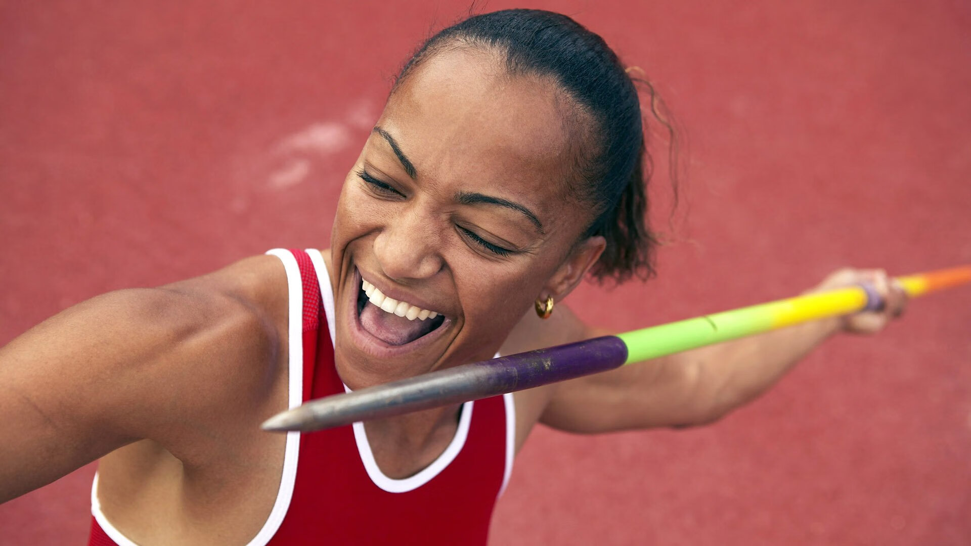 当足球传奇驶入F1赛道，拉什福德在都柏林街道踏平皇马式接管比赛