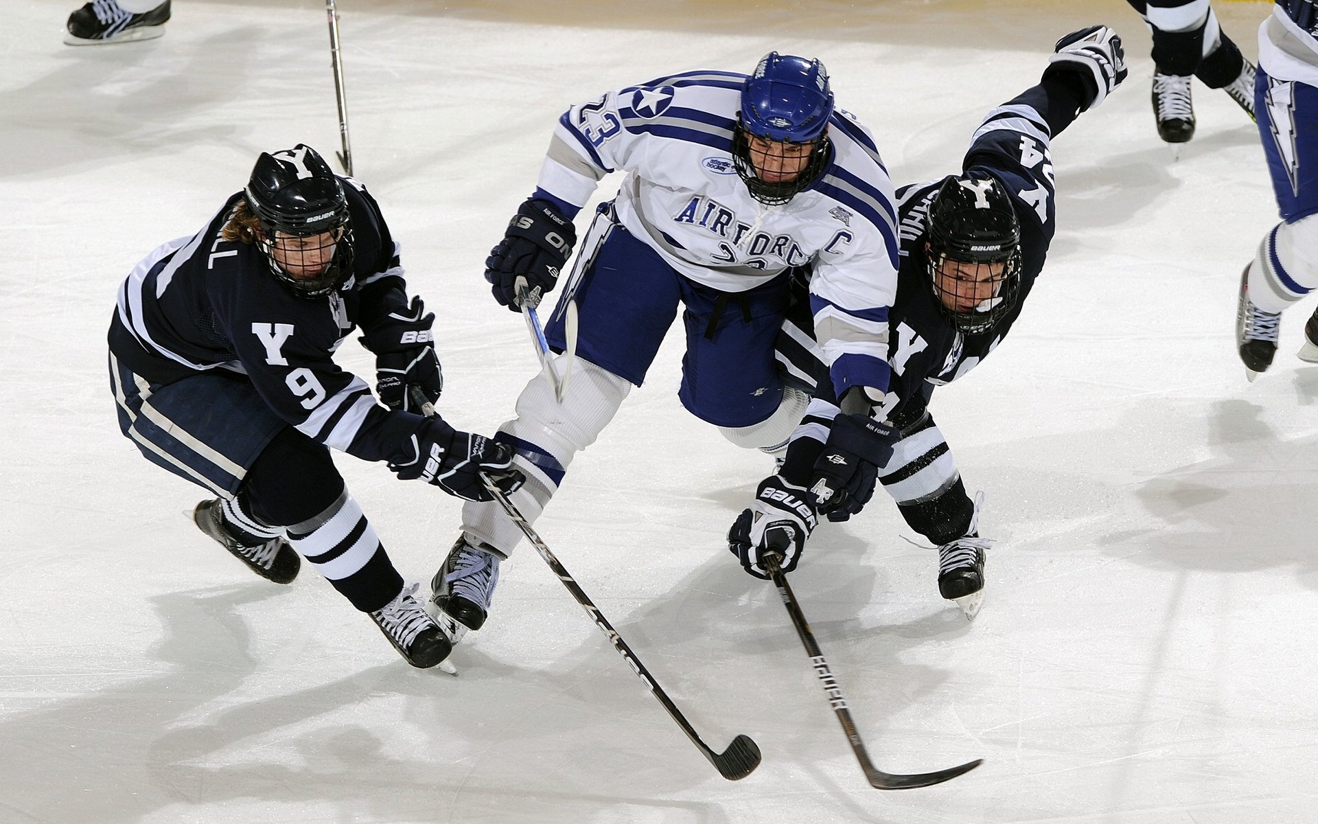 绝境淬火，莫兰特压力下完成爆发，火箭速胜魔术启示录