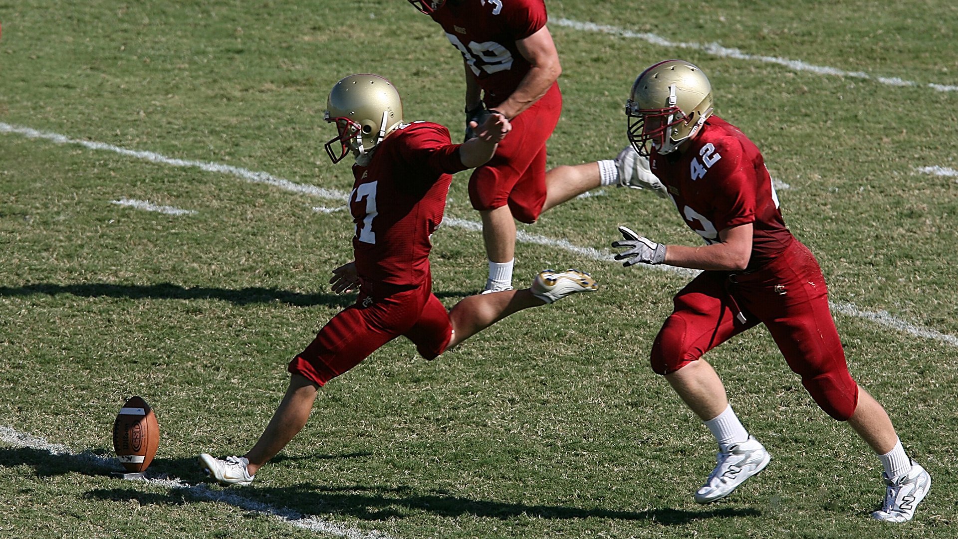 北欧神话的黄昏，哈兰德一锤定音，巴拉圭加时奇迹逆转瑞典