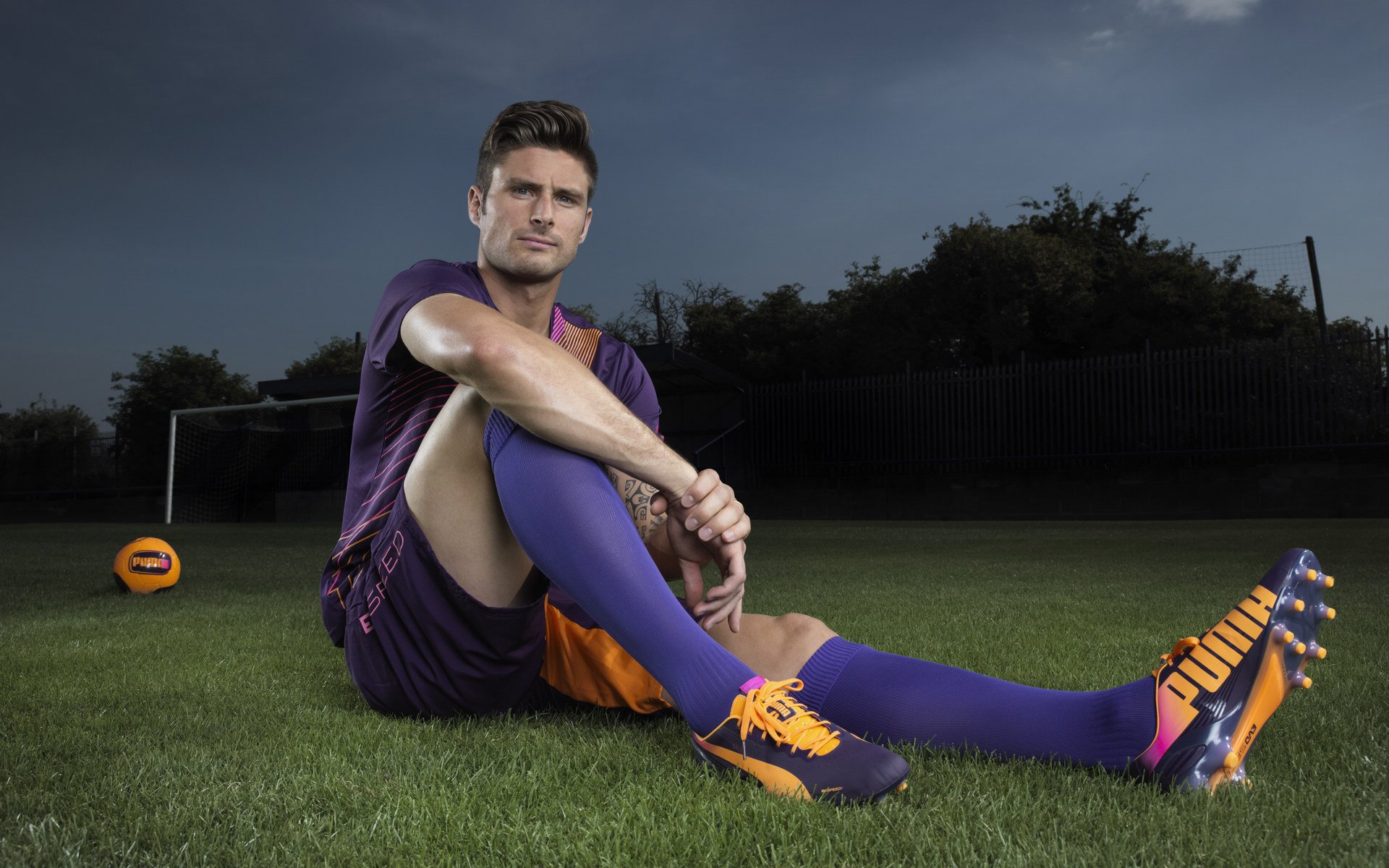 王座之下无魔术，布伦森以凡人之躯，行王者之事